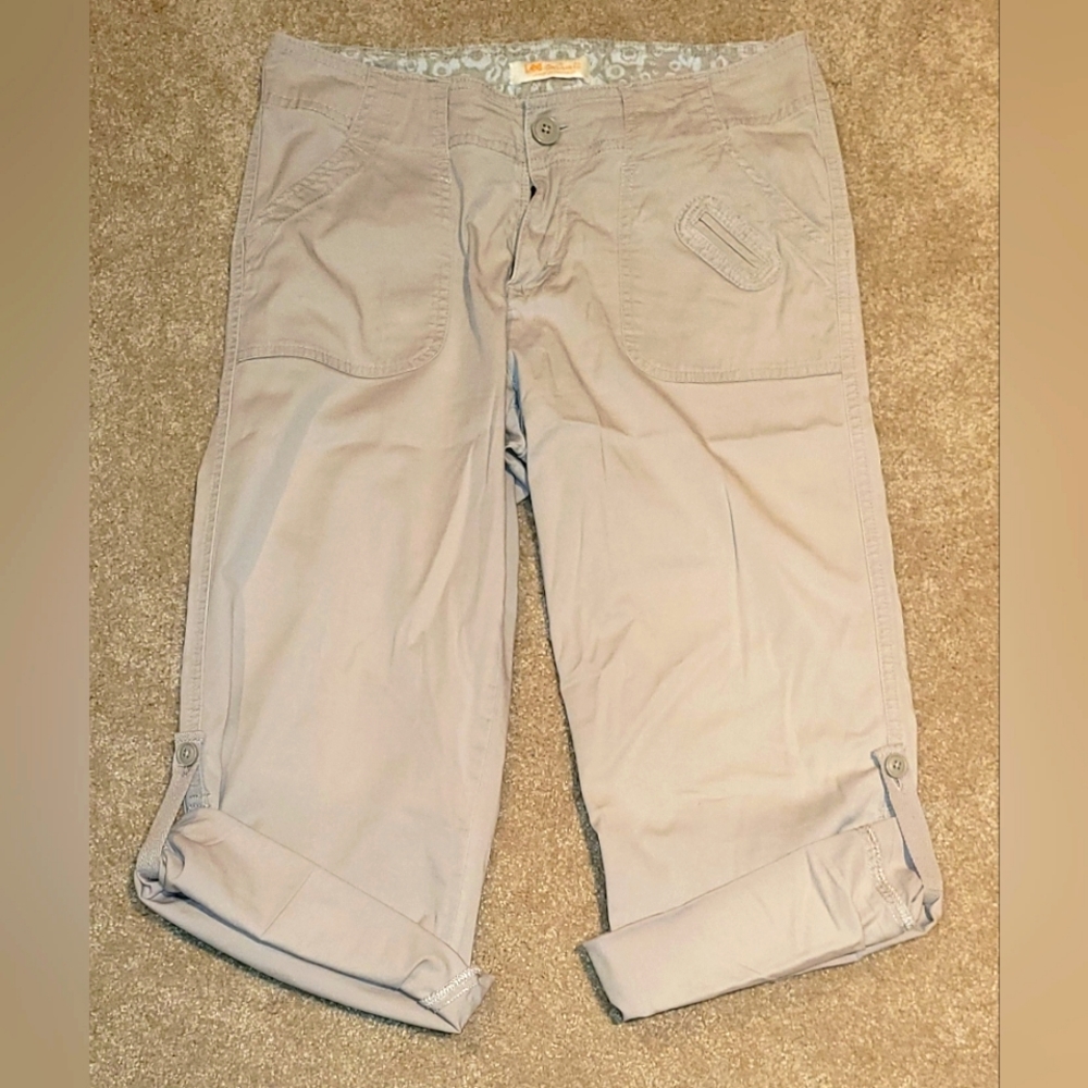 Lee One Tru Fit Cargo Capri size 6